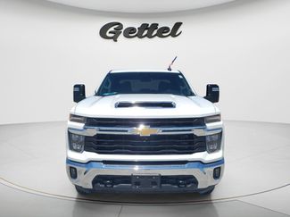 Used 2025 Chevrolet Silverado 2500 LT w/ Convenience Package AWD/4WD video 2