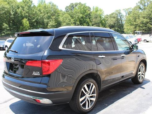 Used 2018 Honda Pilot Elite image 3