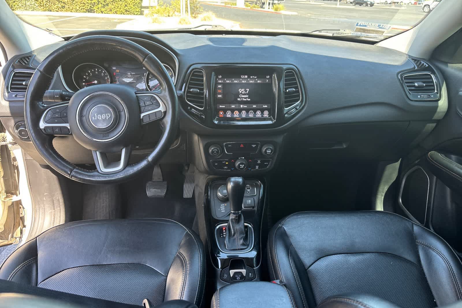 Used 2019 Jeep Compass Limited AWD/4WD image 4