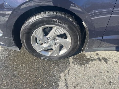 Certified 2026 Hyundai Sonata SE FWD image 9