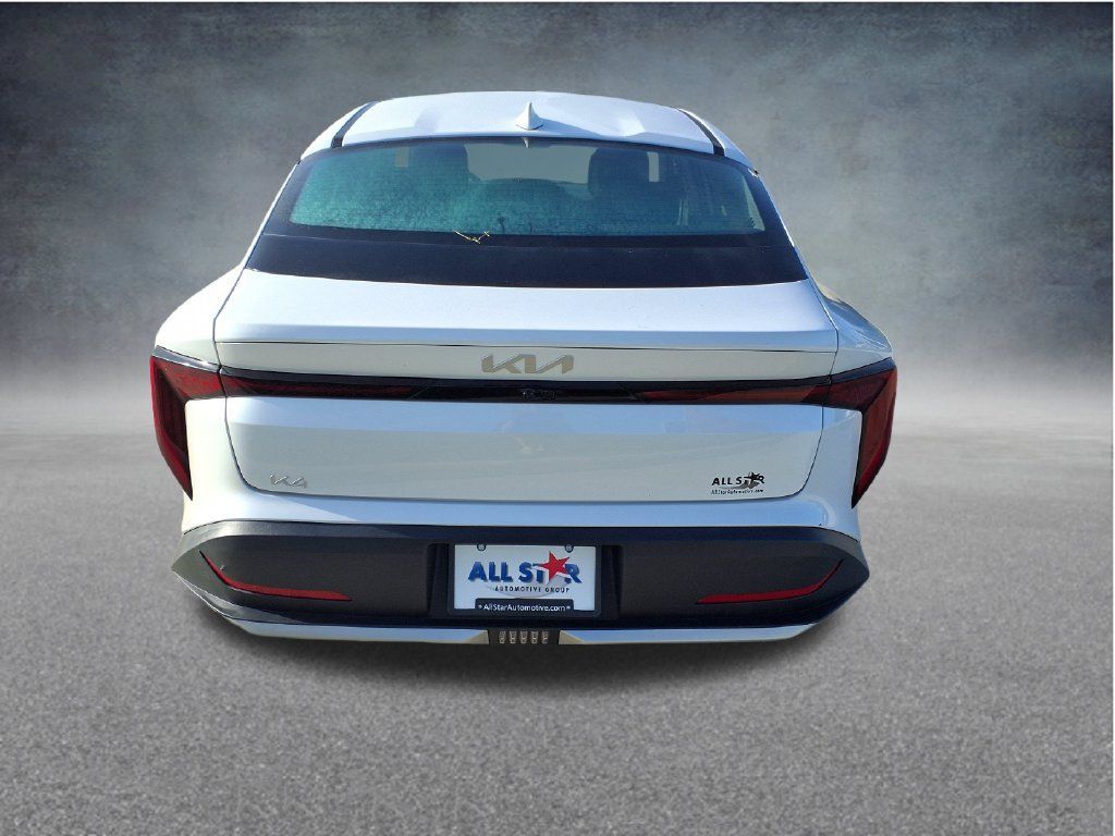 Used 2025 Kia K4 FWD image 6