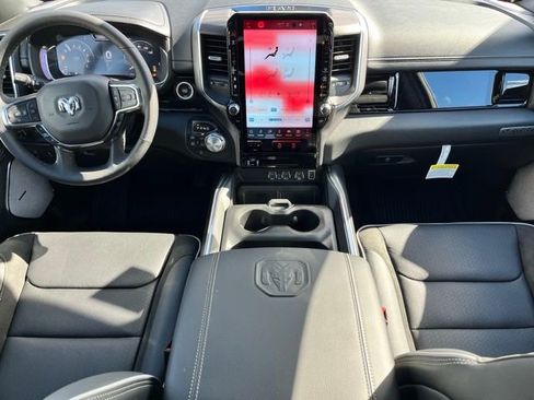 New 2026 RAM 1500 Laramie AWD/4WD image 9