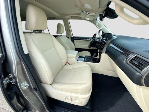 Used 2022 Lexus GX 460 Premium w/ Premium Plus Package AWD/4WD image 14