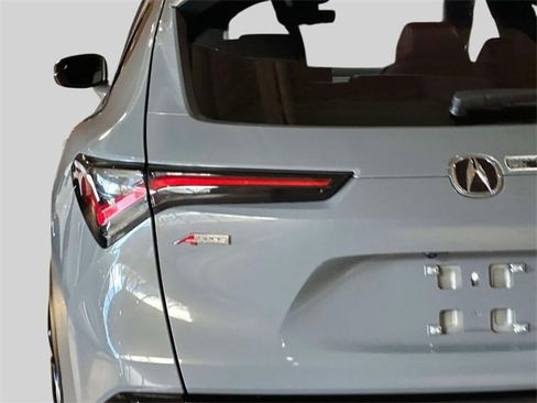 Used 2025 Acura ADX A-Spec image 11