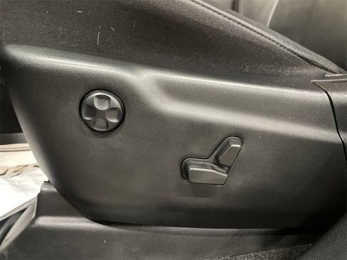 Used 2022 Dodge Durango GT image 12