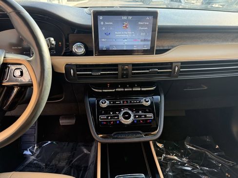 Used 2020 Lincoln Corsair Reserve w/ Equipment Group 201A image 21