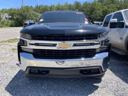 Used 2019 Chevrolet Silverado 1500 LT w/ All-Star Edition AWD/4WD image 3
