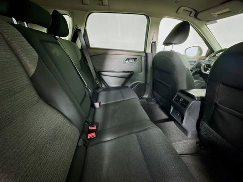 Used 2022 Nissan Rogue SV FWD image 42