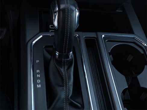 Used 2018 Ford F150 XLT w/ Equipment Group 302A Luxury image 29