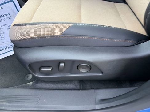 New 2026 Chevrolet Equinox ACTIV FWD image 18