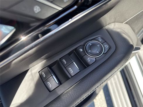 New 2026 GMC Yukon XL Denali RWD image 18