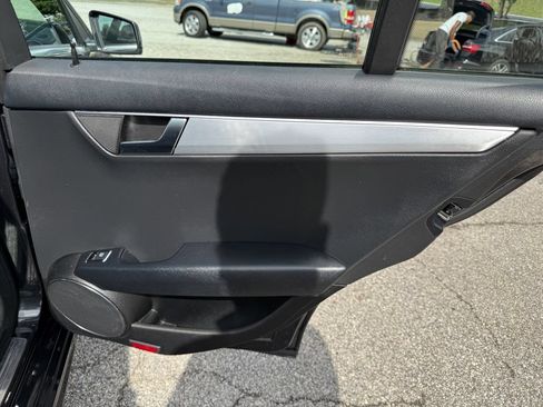 Used 2013 Mercedes-Benz C 300 4MATIC Sedan image 22