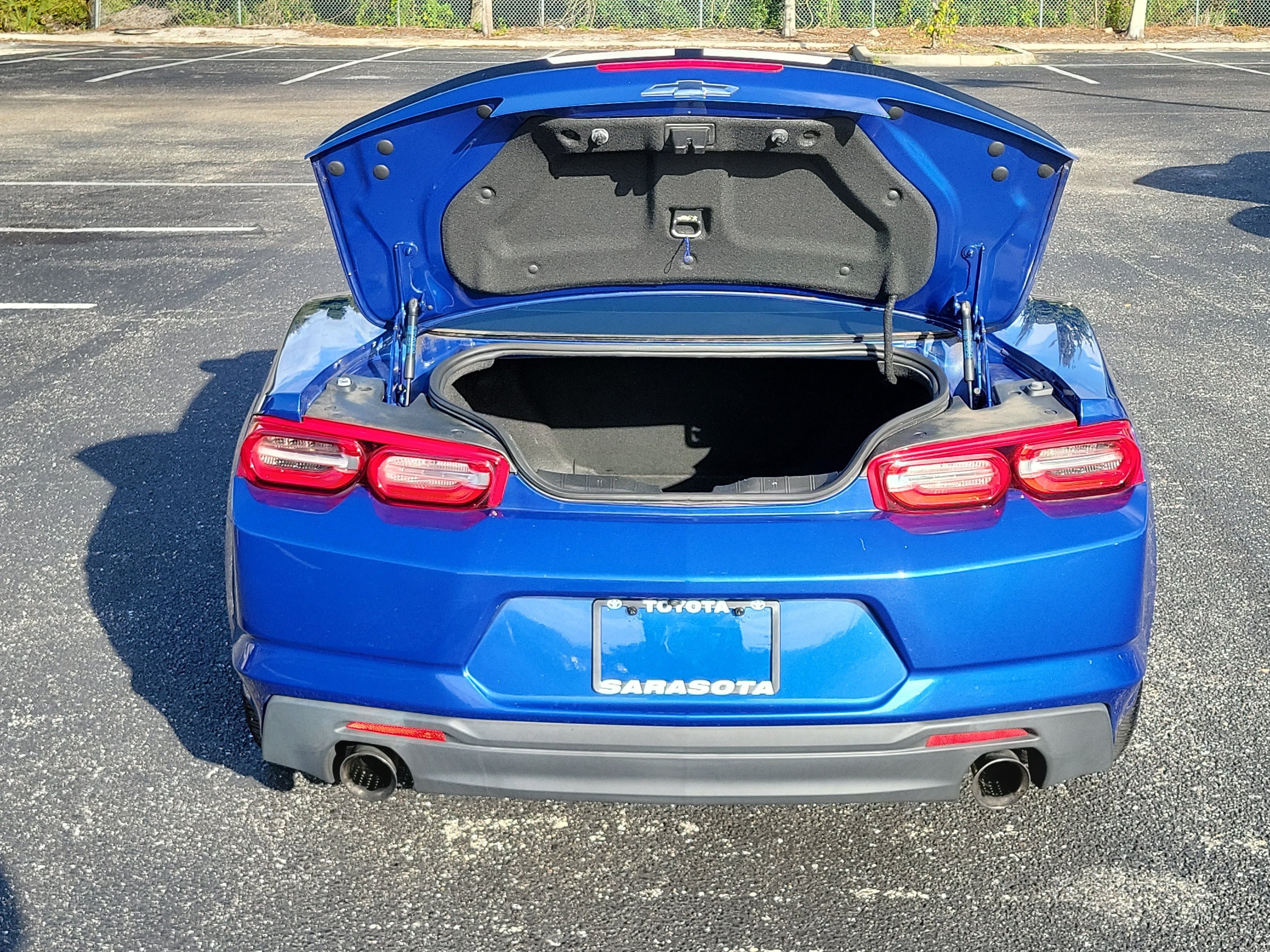 Used 2019 Chevrolet Camaro LT w/ Black Appearance Package RWD image 7