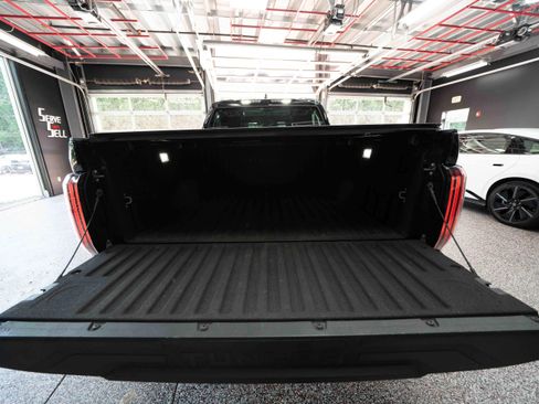 Used 2022 Toyota Tundra Platinum w/ Advanced Package AWD/4WD image 26