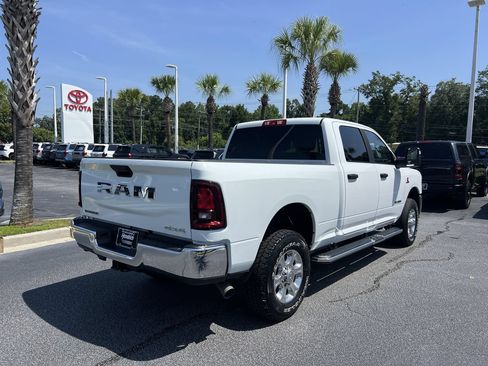 Used 2025 RAM 2500 Big Horn AWD/4WD image 10