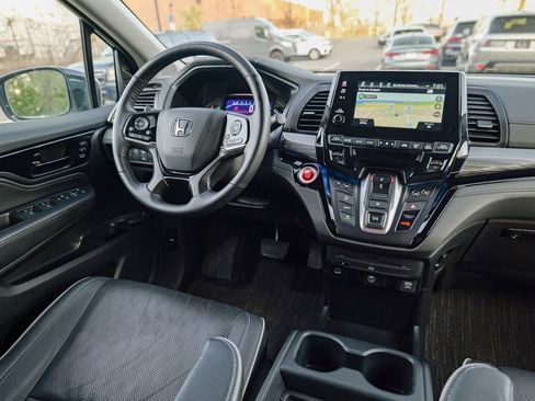 Used 2023 Honda Odyssey Elite image 42