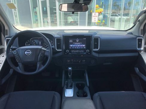 Certified 2024 Nissan Frontier SV w/ Tow Package image 10