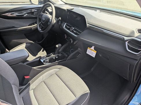 New 2026 Chevrolet TrailBlazer LT w/ Midnight Edition FWD image 33