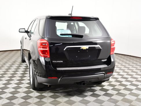 Used 2017 Chevrolet Equinox LS FWD image 7