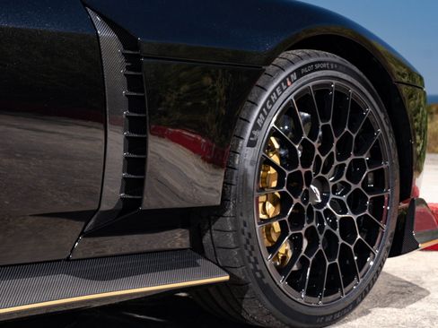 Used 2024 Aston Martin Valour image 66