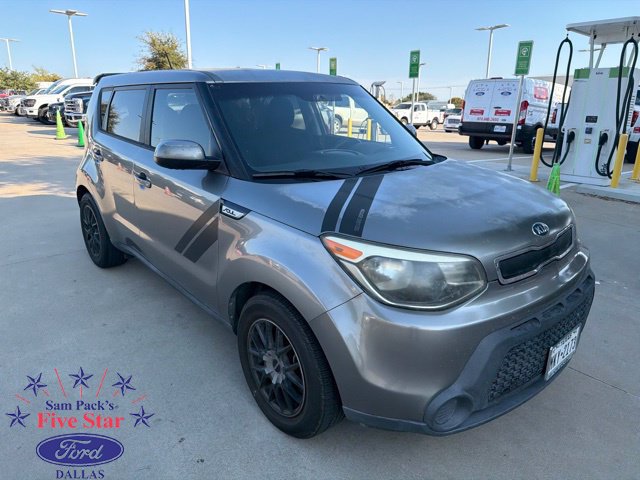 Used 2015 Kia Soul FWD image 1
