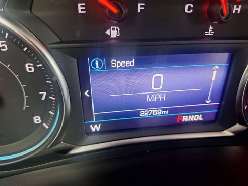 Used 2023 Chevrolet Equinox LT AWD/4WD image 17