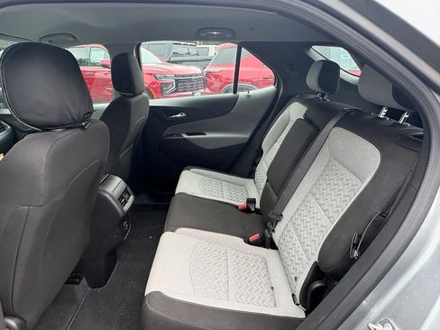 Used 2024 Chevrolet Equinox LS FWD image 13