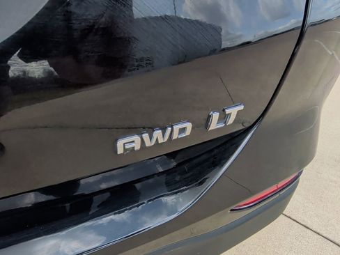 Used 2024 Chevrolet Equinox LT image 40