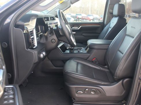 Used 2024 GMC Sierra 1500 Denali w/ Technology Package image 18