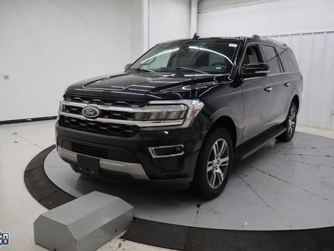 Used 2024 Ford Expedition Max Limited RWD image 10