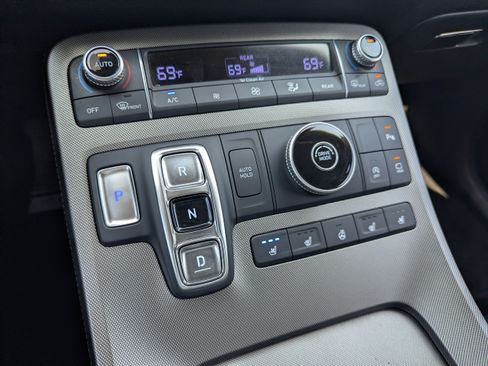 Used 2022 Hyundai Palisade Limited FWD image 33