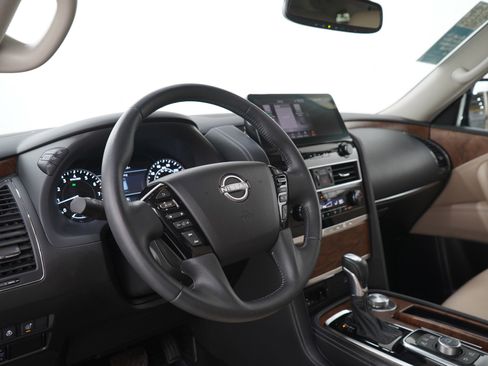 Used 2024 Nissan Armada SL w/ Cargo Package AWD/4WD image 31