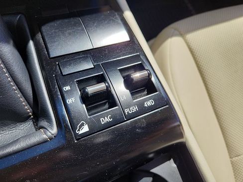 Used 2021 Lexus GX 460 Premium w/ Premium Package AWD/4WD image 27