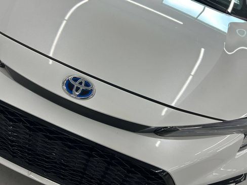 Used 2024 Toyota Corolla SE FWD image 16