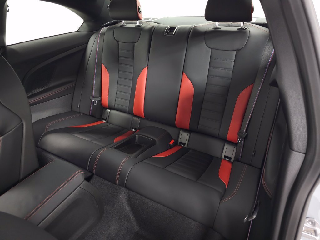 Used 2026 BMW M2 w/ Lighting Package RWD image 28