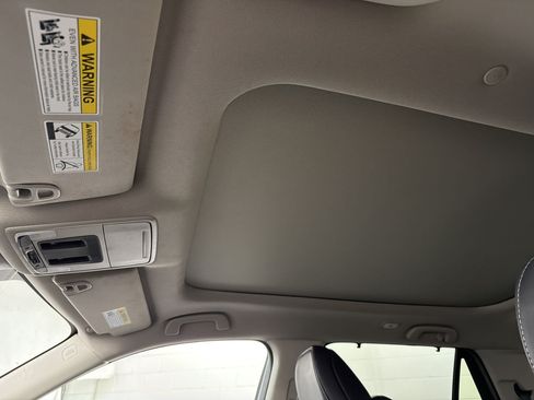 Certified 2024 Honda Pilot Touring image 24