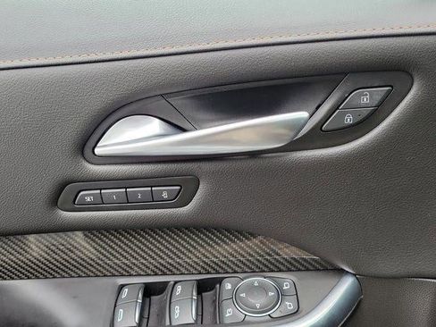 Certified 2022 Cadillac XT4 Sport w/ Enhanced Visibility Package image 28