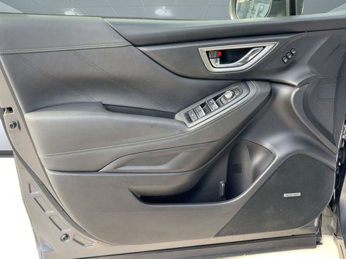 Used 2022 Subaru Forester Touring image 22