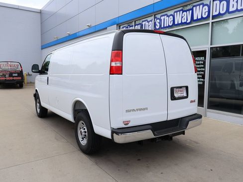 New 2026 GMC Savana 2500 w/ Enhanced Convenience Package RWD image 9