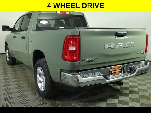 New 2026 RAM 1500 4x4 Crew Cab image 6