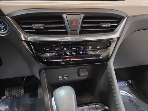 Certified 2024 Buick Encore GX Avenir w/ Avenir Convenience Package image 21