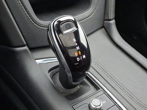 Used 2022 Cadillac XT5 Premium Luxury image 13