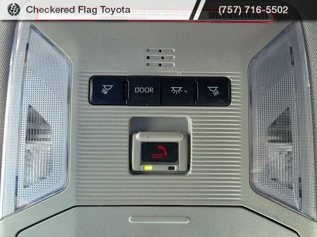Used 2023 Toyota RAV4 LE AWD/4WD image 9