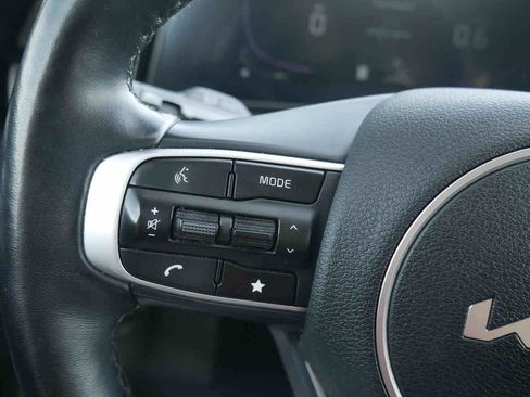 Used 2023 Kia Sportage EX AWD/4WD image 36