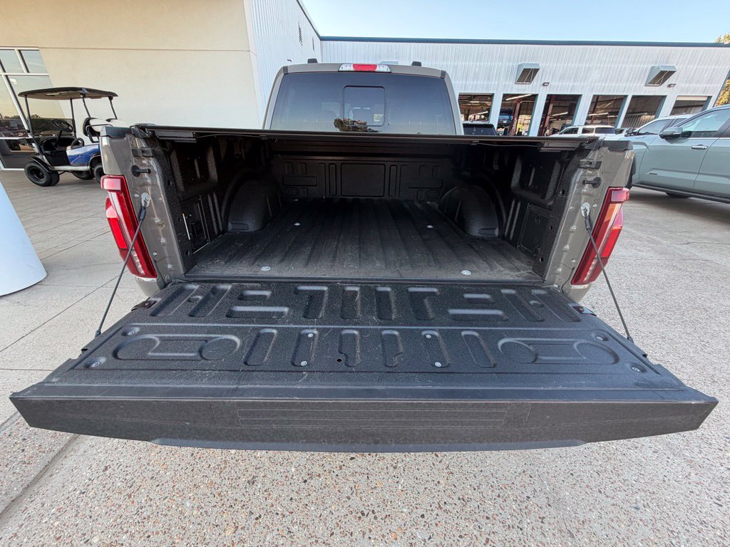 Used 2025 Ford F150 Lariat w/ Equipment Group 501A Mid AWD/4WD image 37