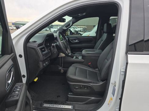 Used 2024 Chevrolet Tahoe Z71 w/ Luxury Package image 6