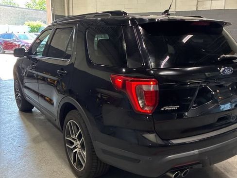 Used 2018 Ford Explorer Sport w/ Equipment Group 401A AWD/4WD image 3