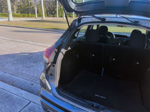 Used 2023 Nissan Kicks S image 44