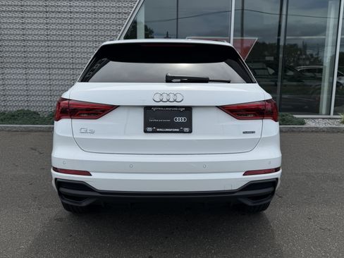 Certified 2025 Audi Q3 2.0T Premium w/ Convenience Package AWD/4WD image 7