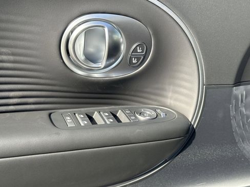 New 2026 Hyundai Ioniq 9 Limited image 15